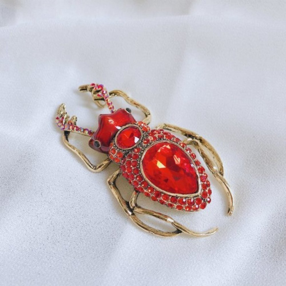 RED Beetle Brooch Pin, AB Crystals Rhinestones Insect Bug Beetles Broach Pins - Picture 3 of 3
